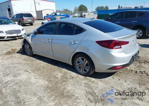 2019 Hyundai Elantra Sel z USA, uszkodzony, nr VIN 5NPD84LF4KH420271
